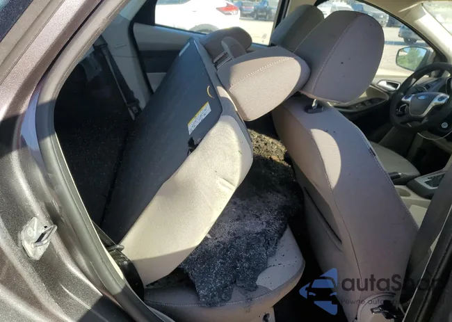 1FADP3F20EL104331: 82494905