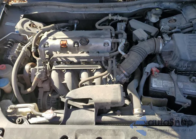 1HGCP2F3XCA021573: 82579335