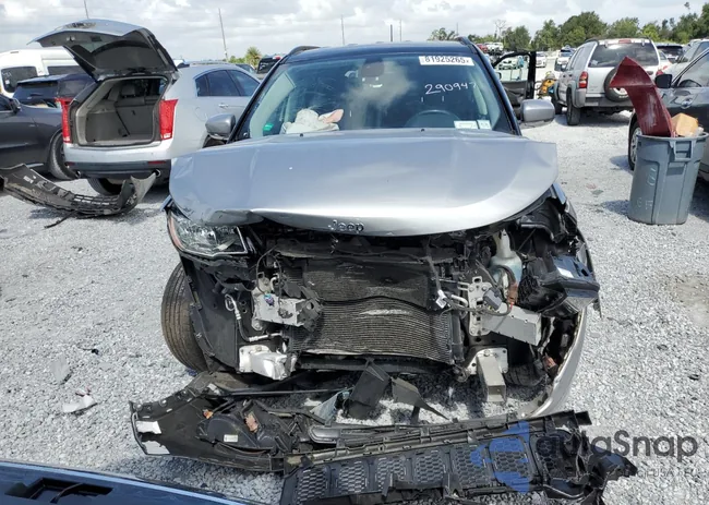 3C4NJDCB2JT290947: 81925265