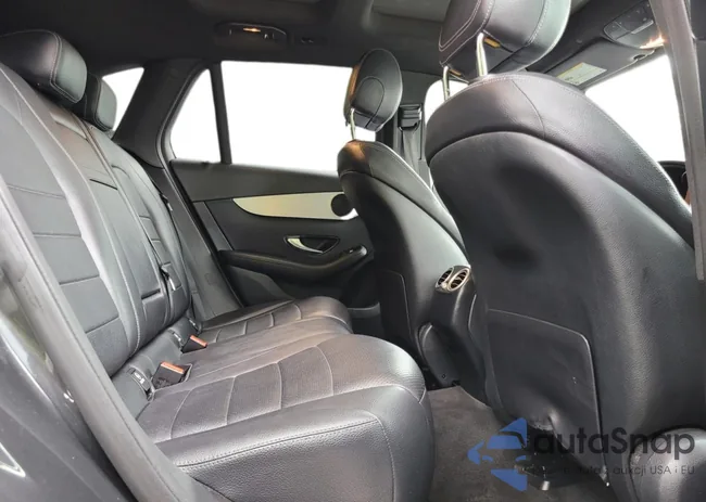 W1N0G8DB1MF903565: 86450935