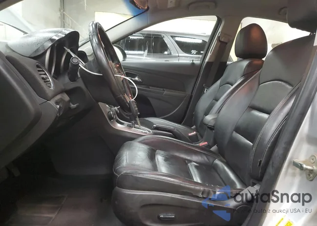 1G1PE5SB0E7409408: 86823525