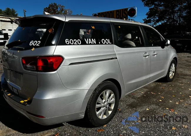 KNDMA5C10H6272539: 89728155