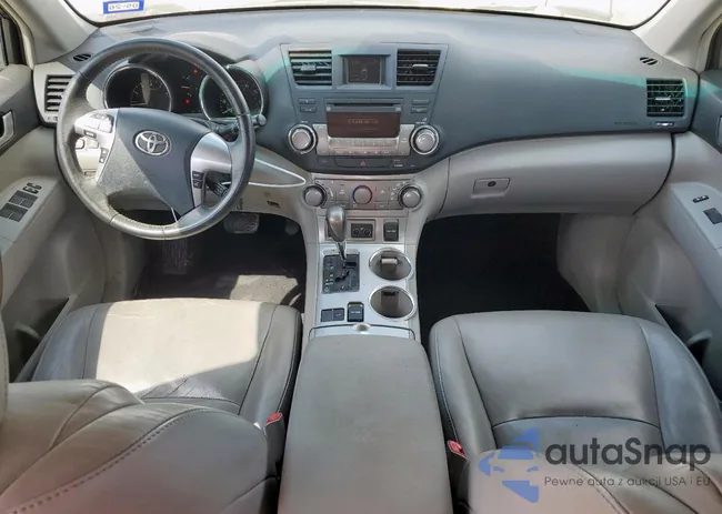 5TDZK3EH9CS079011: 82259065