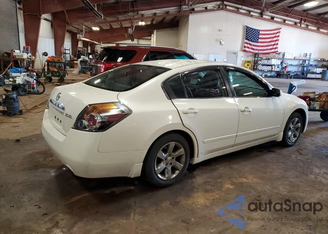 1N4AL21E49N557369: 82582605