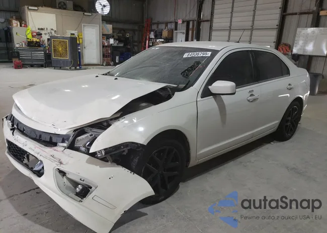 3FAHP0JA7BR197974: 84936795