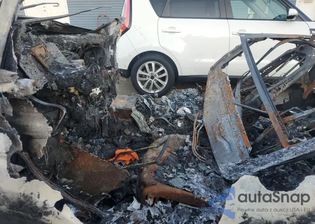 SALWR2PF4GA122900: 84816225