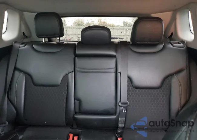 3C4NJDBB2KT695998: 82258115