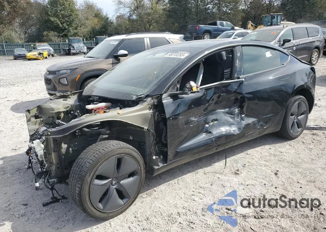 5YJ3E1EB2KF432463: 90018265