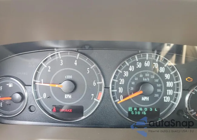 1C3EL55U81N705823: 82318325