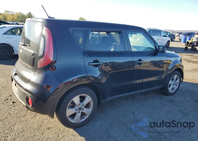 KNDJN2A21J7572477: 89921935