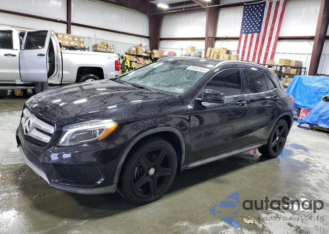 WDCTG4GB6FJ032729: 89842455