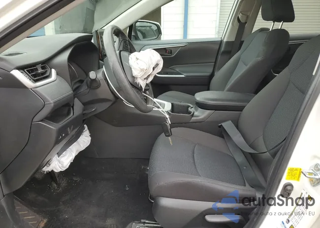 2T3G1RFV6NC268428: 90589385