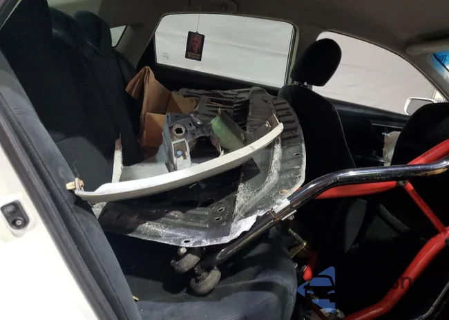 1N4AL3AP2FC104821: 82440075