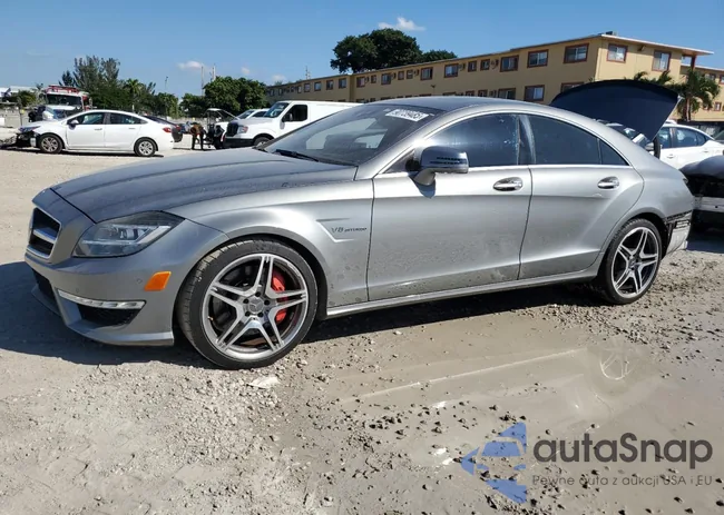 WDDLJ7EB8CA040134: 90739485