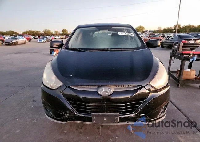 KM8JT3AC8AU096228: 90782645