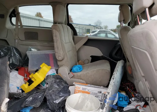 2D4RN5DG2BR725835: 90365165