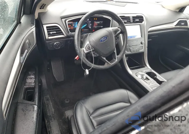 3FA6P0CD5LR193406: 82710185