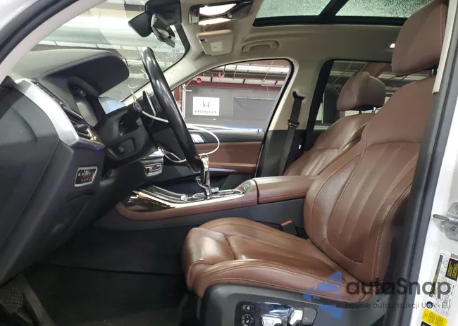 5UXCW2C51KL089480: 89868895