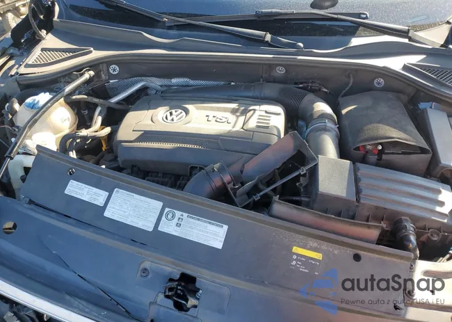 1VWCT7A33HC071366: 82391915