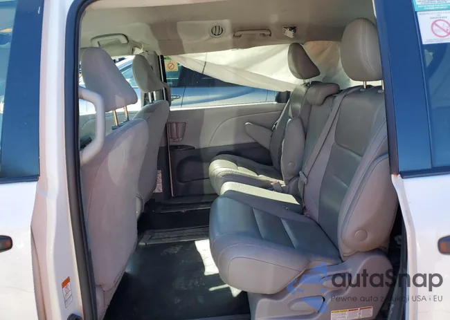 5TDZZ3DC4LS062652: 82526315