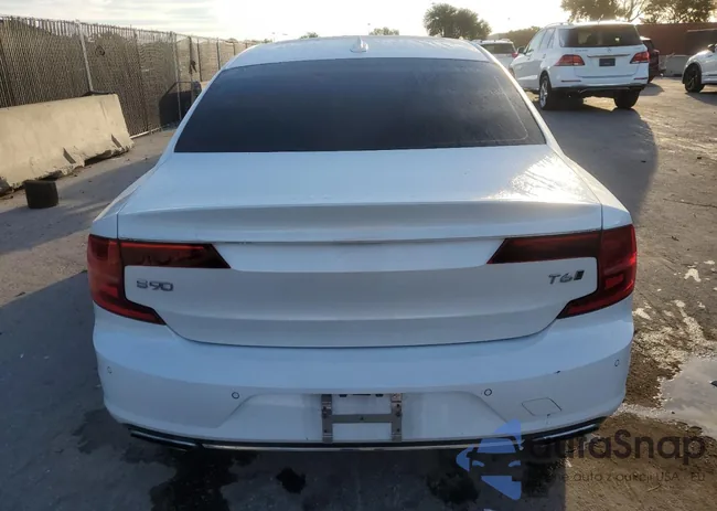 LVY992MK7JP037603: 86997985