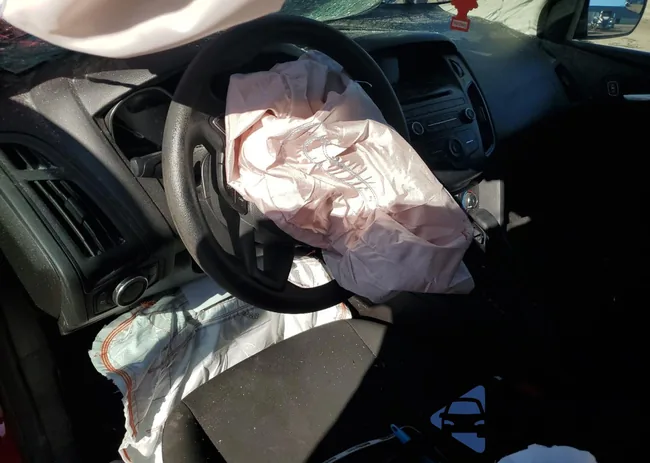 1FADP3F23HL267933: 84912475