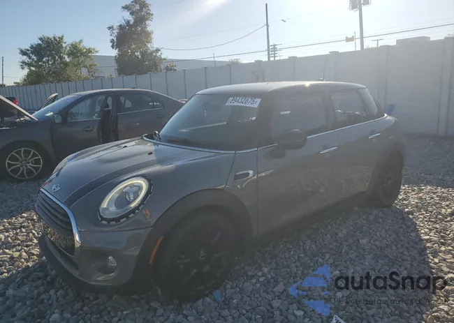 WMWXU1C58J2F79549: 89432875