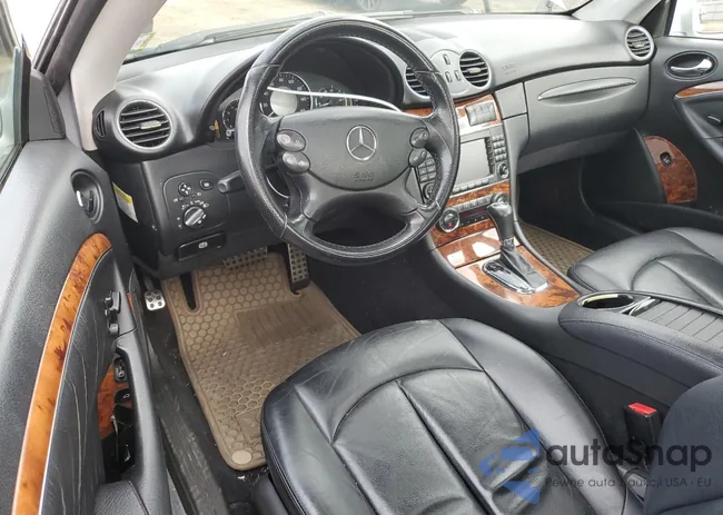 WDBTJ72H27F213172: 87275615