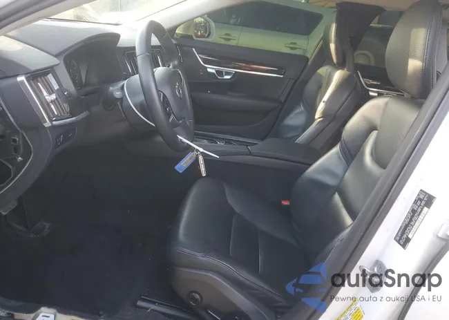 LVY992MK7JP037603: 86997985