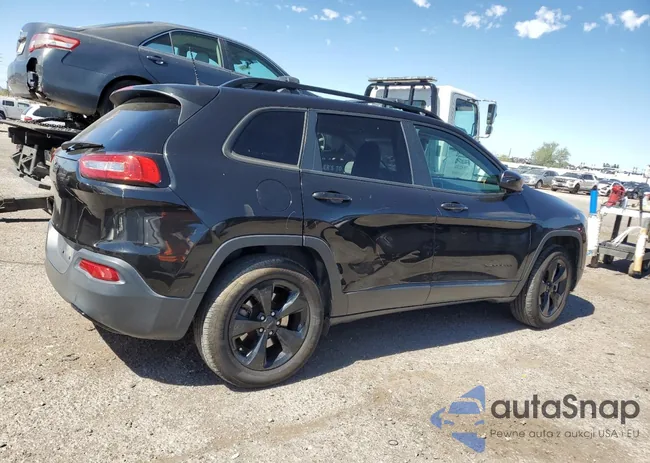 1C4PJMCB8GW133886: 85703255