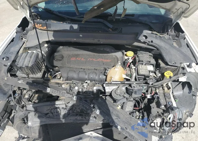 3C4NJCAB2JT255046: 86522925