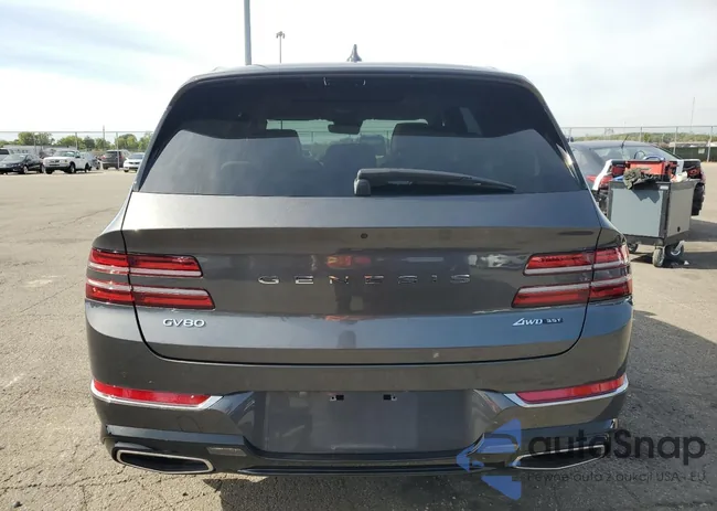 KMUHCESC2NU077948: 82310395