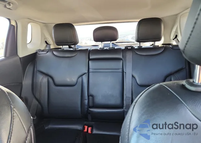 3C4NJDCB2KT683011: 87288605