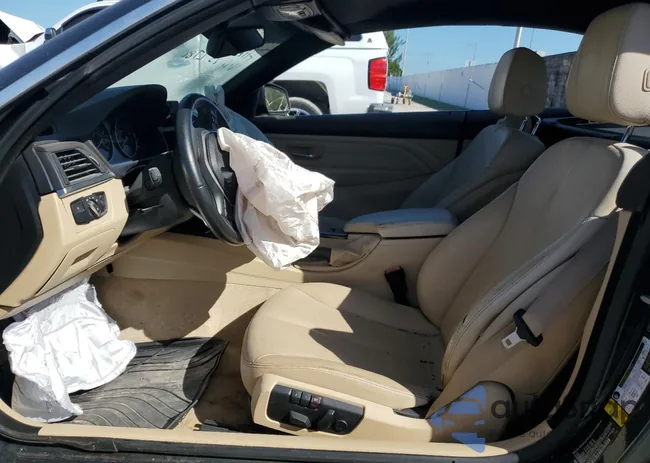 WBA3V5C58FP752786: 81951705