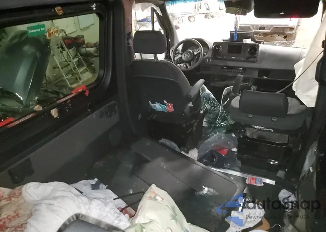 WDZPF0CD5KP051077: 89643055