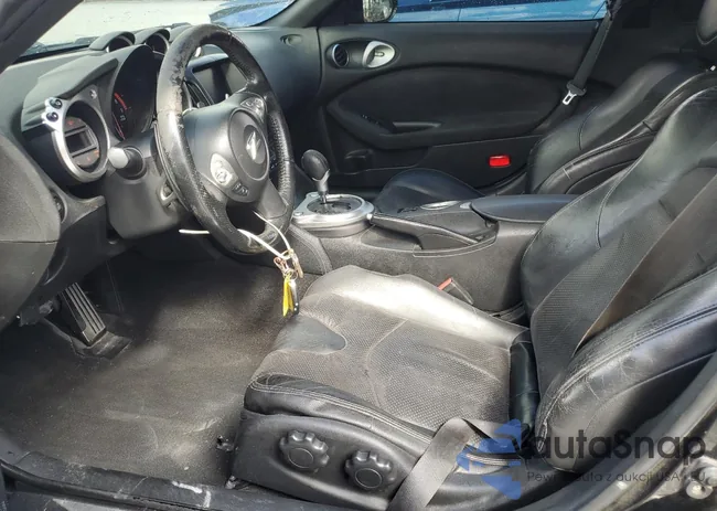 JN1AZ44E29M401808: 86882755