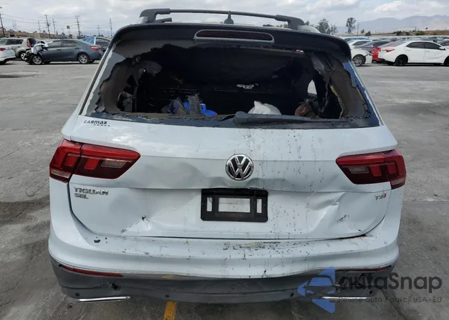 3VV5B7AX5JM222554: 82451415