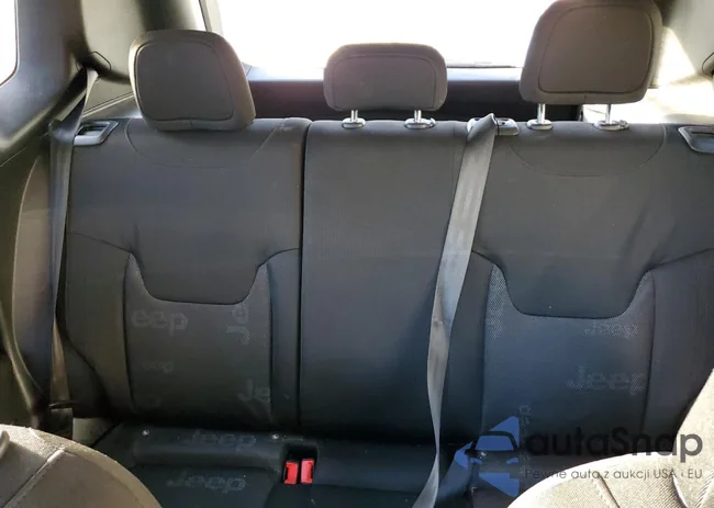 ZACCJAABXHPG17718: 81570885