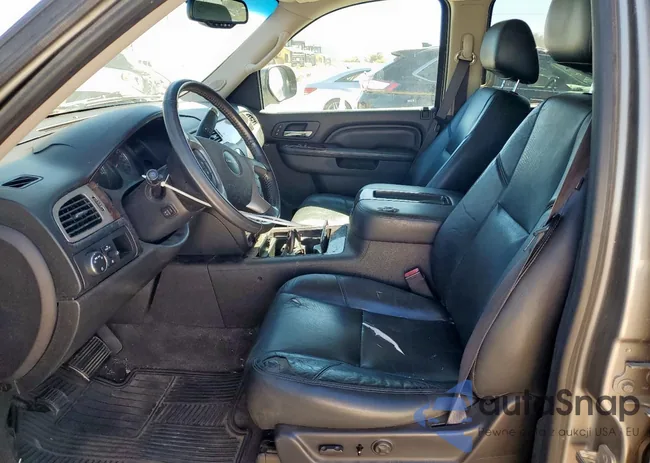 1GKS1EEFXCR256103: 90674685