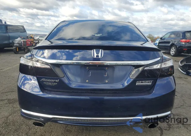 1HGCR2F16HA066302: 90670655