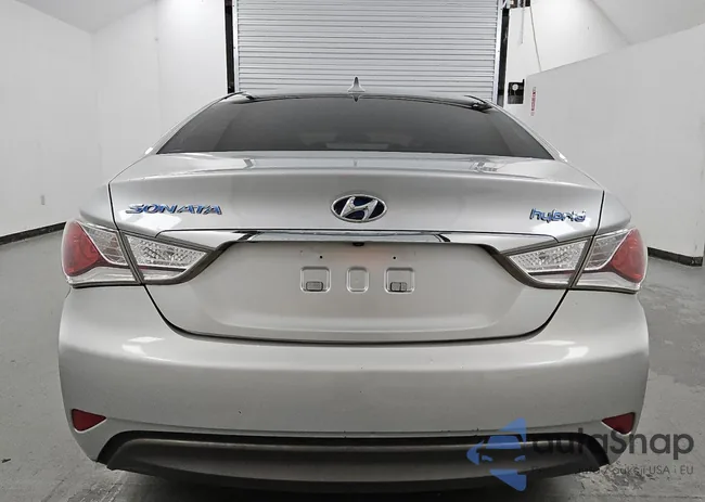 KMHEC4A46FA133852: 85551575