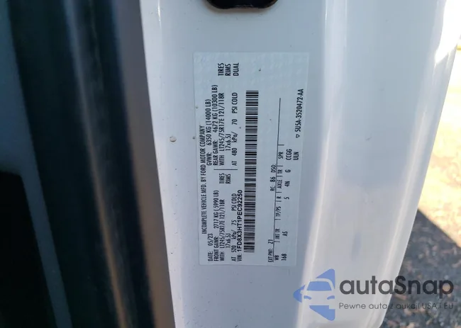 1FD8X3HT1PEC92250: 89651355