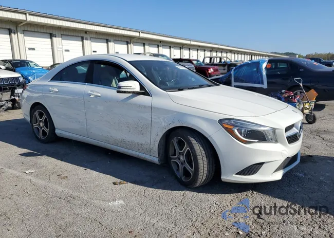 WDDSJ4EB4EN033364: 86521945