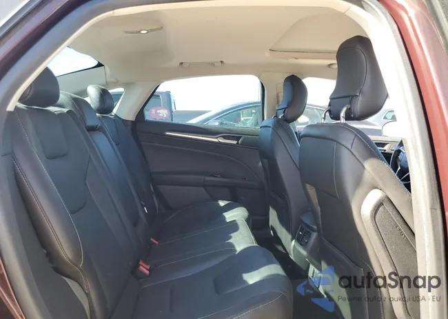 3FA6P0K92DR252653: 82627835