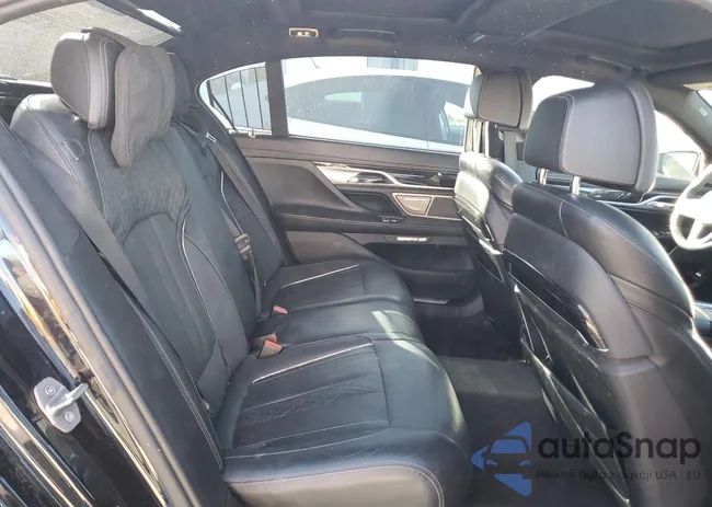 WBA7F2C58GG415758: 87045035