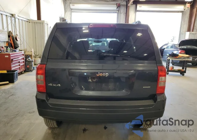 1C4NJRBB9FD321221: 90632765