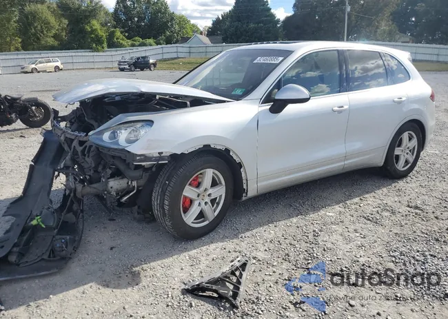 WP1AA2A2XCLA11053: 82460885