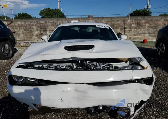 2C3CDZJG2NH238697: 89462575