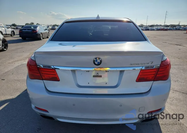 WBAKX8C59BC198179: 90595305