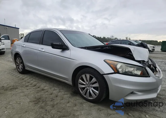 1HGCP3F70CA003396: 85131735